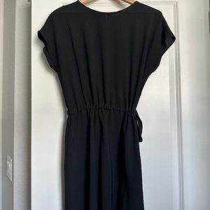Short sleeve mini dress - black